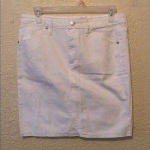 Size 8 white jean skirt